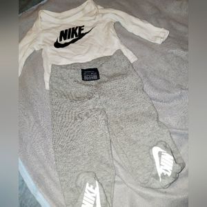 NIKE 3-6 month Outfit with footies, White, Black and Gray.